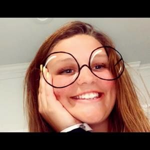 Meet your Posher, Clara